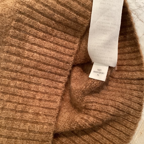 AYR The Cutie BB Sweater in Camel Size XS - Picture 6 of 7